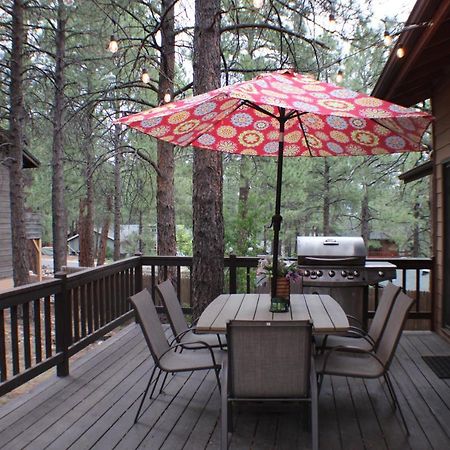 Kathys Cabin, King Bed, Hot Tub, Near-Nau & Downtown Attractions, Perfect Year-Round Mountain Getaway Flagstaff Exterior foto