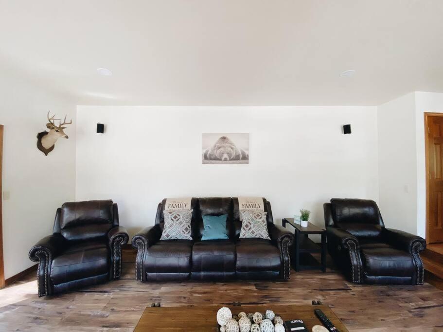 Kathys Cabin, King Bed, Hot Tub, Near-Nau & Downtown Attractions, Perfect Year-Round Mountain Getaway Flagstaff Exterior foto