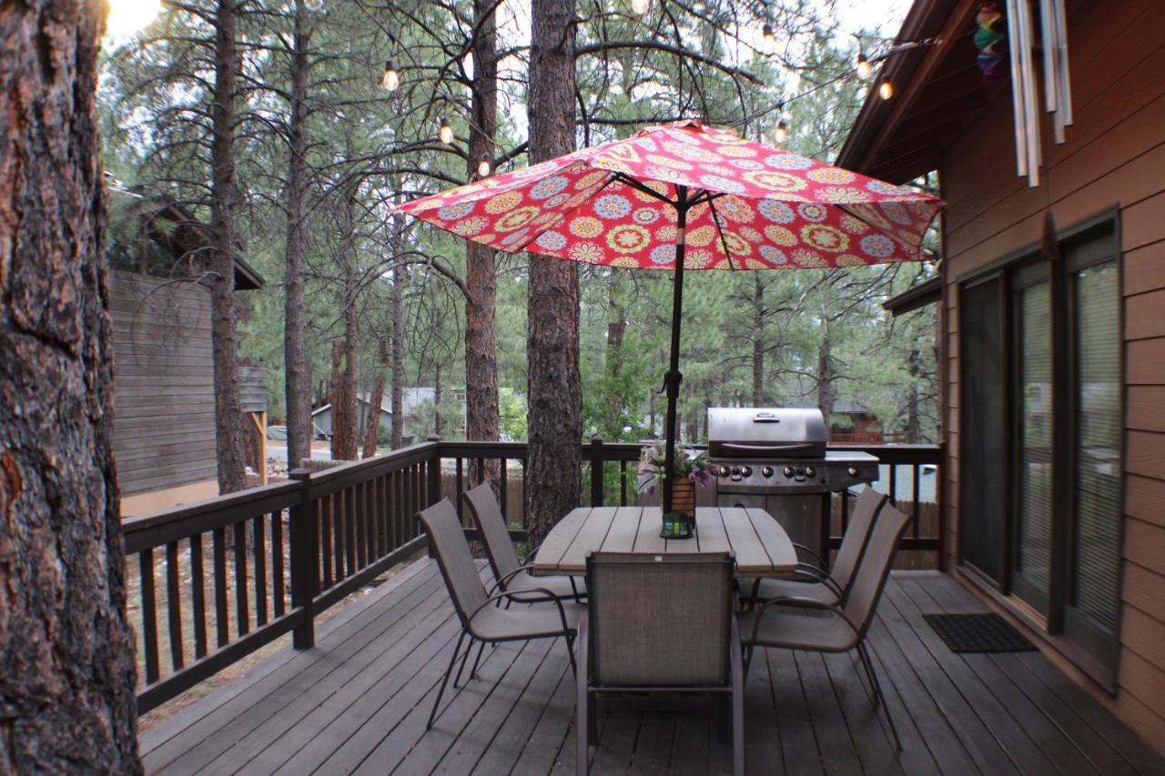 Kathys Cabin, King Bed, Hot Tub, Near-Nau & Downtown Attractions, Perfect Year-Round Mountain Getaway Flagstaff Exterior foto