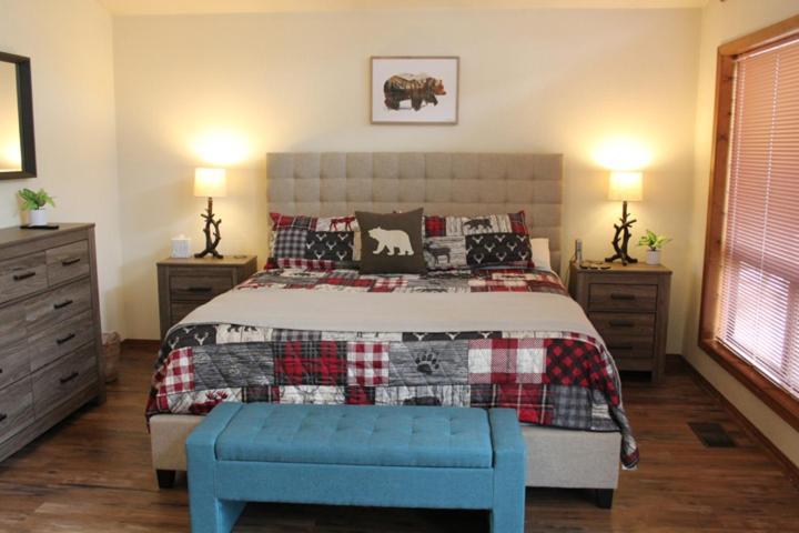 Kathys Cabin, King Bed, Hot Tub, Near-Nau & Downtown Attractions, Perfect Year-Round Mountain Getaway Flagstaff Exterior foto