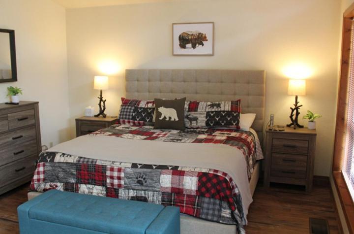 Kathys Cabin, King Bed, Hot Tub, Near-Nau & Downtown Attractions, Perfect Year-Round Mountain Getaway Flagstaff Exterior foto