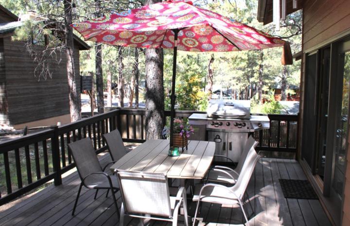 Kathys Cabin, King Bed, Hot Tub, Near-Nau & Downtown Attractions, Perfect Year-Round Mountain Getaway Flagstaff Exterior foto